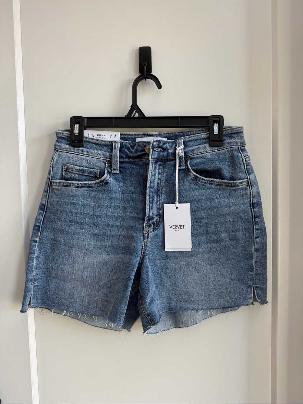 NWT Size M VERVET by Flying Monkey Medium Wash High-Rise Denim Shorts